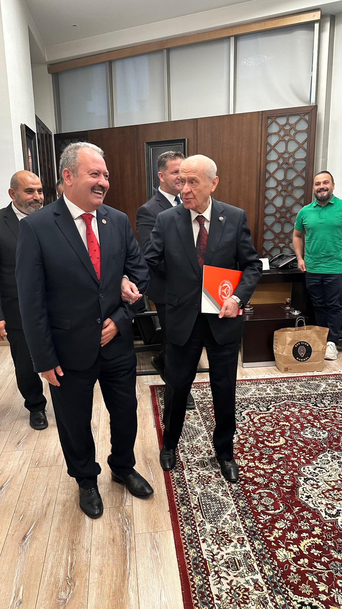 Milliyetçi Hareket Partisi Genel Başkanı <a href="/MHP_Bilgi/">MHP</a> Sayın Devlet Bahçeli(<a href="/dbdevletbahceli/">Devlet Bahçeli</a>) ile TEMUD Yönetimi ve Genel Başkanımız Sayın Ali Tilkici bir görüşme gerçekleştirmiştir.

Görüşmede, terörsüz bir Türkiye’nin inşasında gelinen nokta,Asılsız iddiaların gerçek