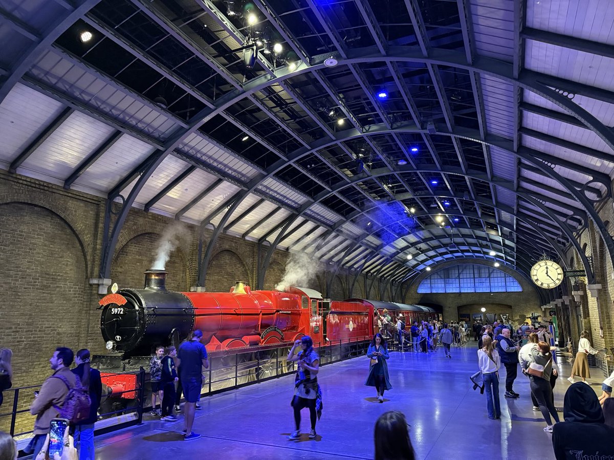 Mike Chapman tweet media