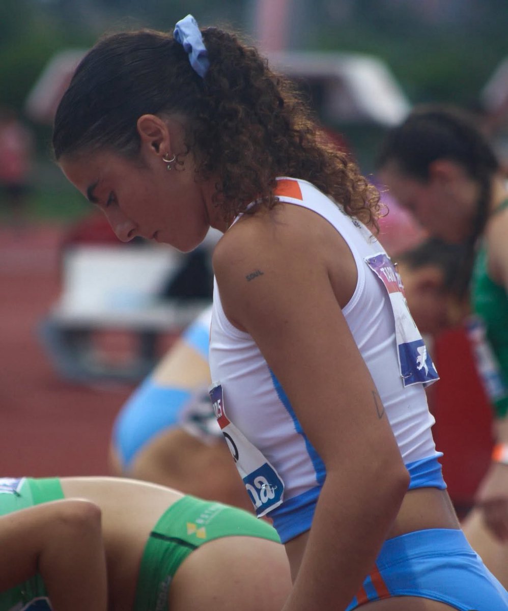 AmorosLive's tweet photo. La oriolana Carmen Marco, mundialista en el 4x100 en 2023, será entrenada por Juan Sancha en Mallorca la próxima temporada.

Después de un calvario de lesiones, se une al grupo de entrenamiento del que ha salido Esperança Cladera.

Si se recupera 100%, más 🔥 para la velocidad. https://t.co/gV79i7i3fP