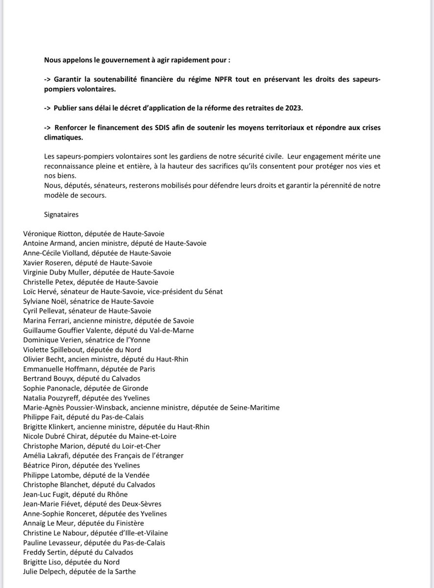 udspvar's tweet photo. #NPFR | Dans dans un contexte politique incertain, une centaine de parlementaires se mobilisent pour que la prime NPFR( nouvelle prestation de fidélité et de reconnaissance) soit maintenue aux sapeurs pompiers Volontaires.                                            Grand Merci https://t.co/4ZMC7FnRIe