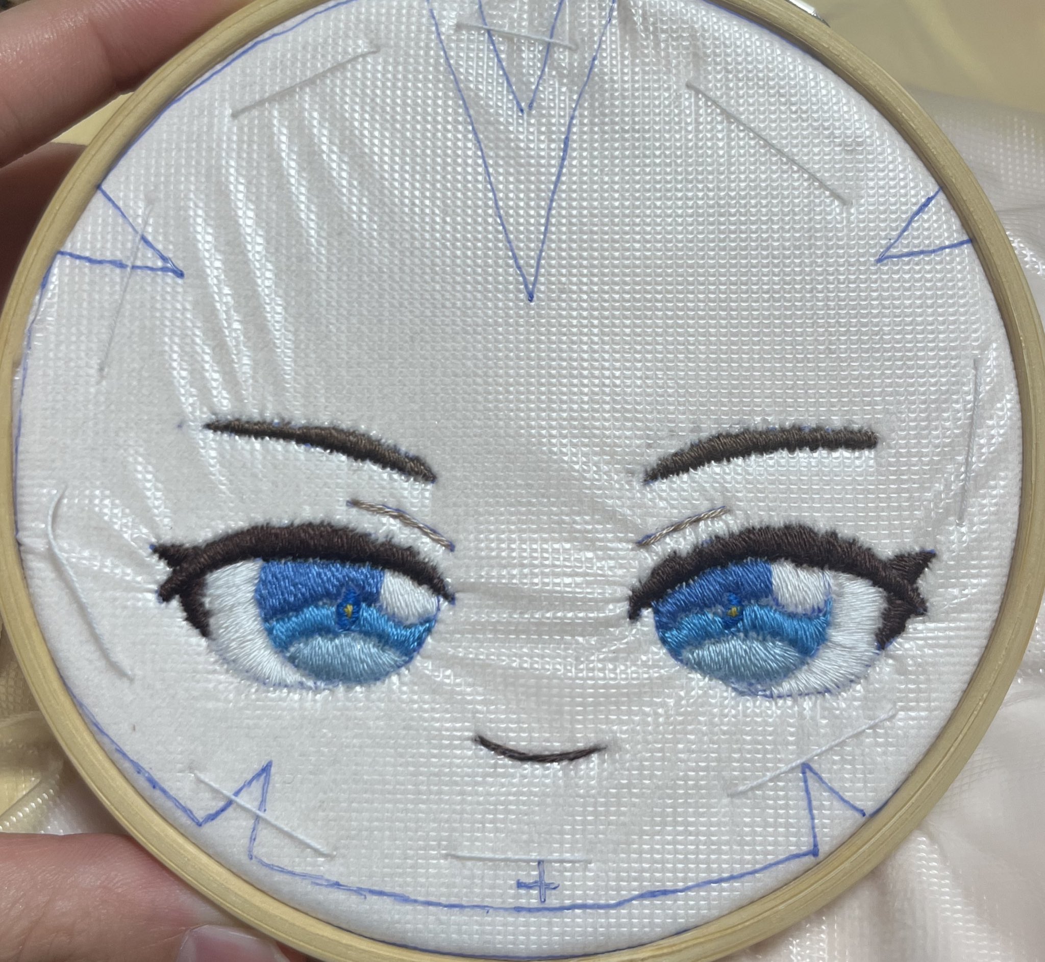 珍しい刺繍絵です。(顔料を使用して手描きではない) 珍しい刺繍絵です。(顔料を使用して手描きではない)