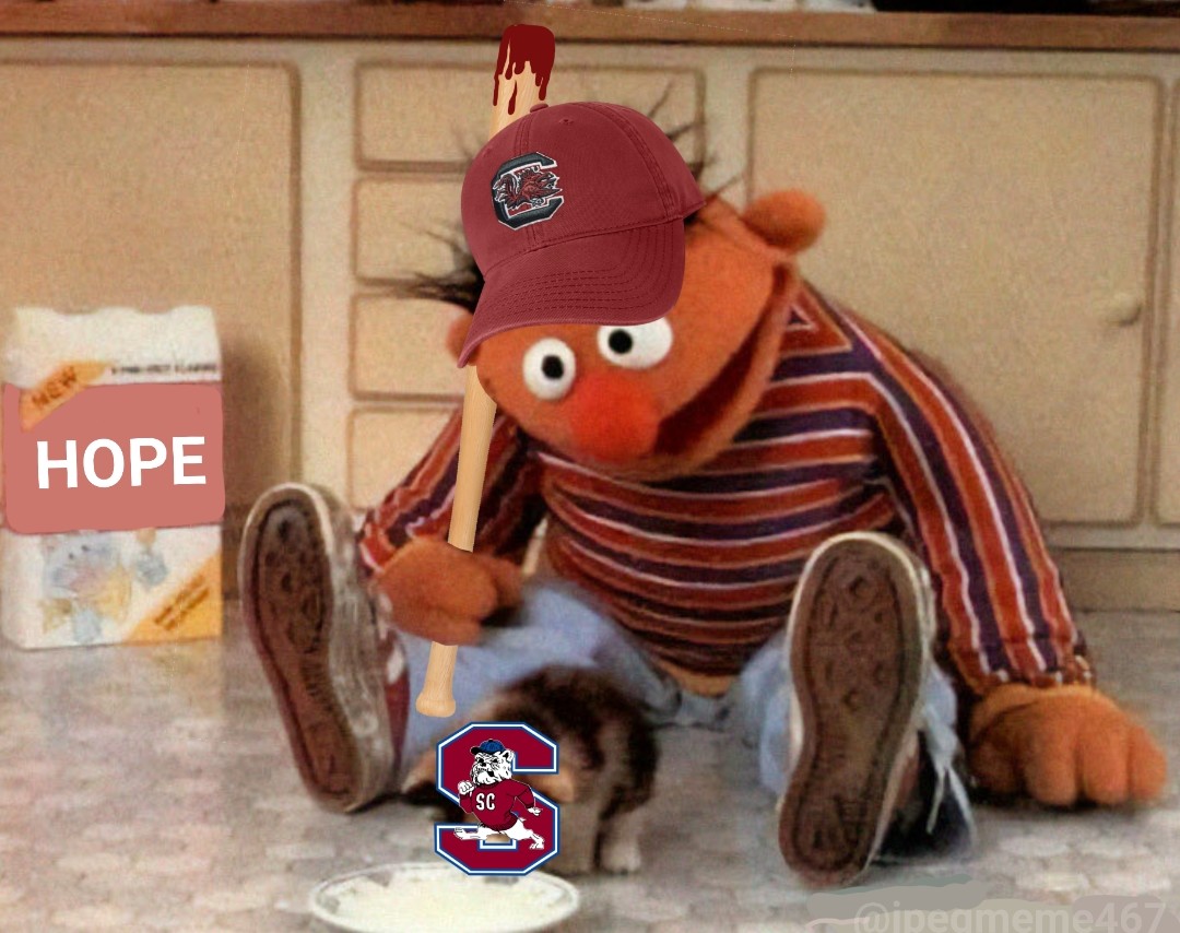 jpegmeme467's tweet photo. "Fresh from the kill, the rabid Gamecock lures in the unsuspecting Bulldog with hope; he waits patiently to strike." #beatSCState https://t.co/tQiJWBZsNd