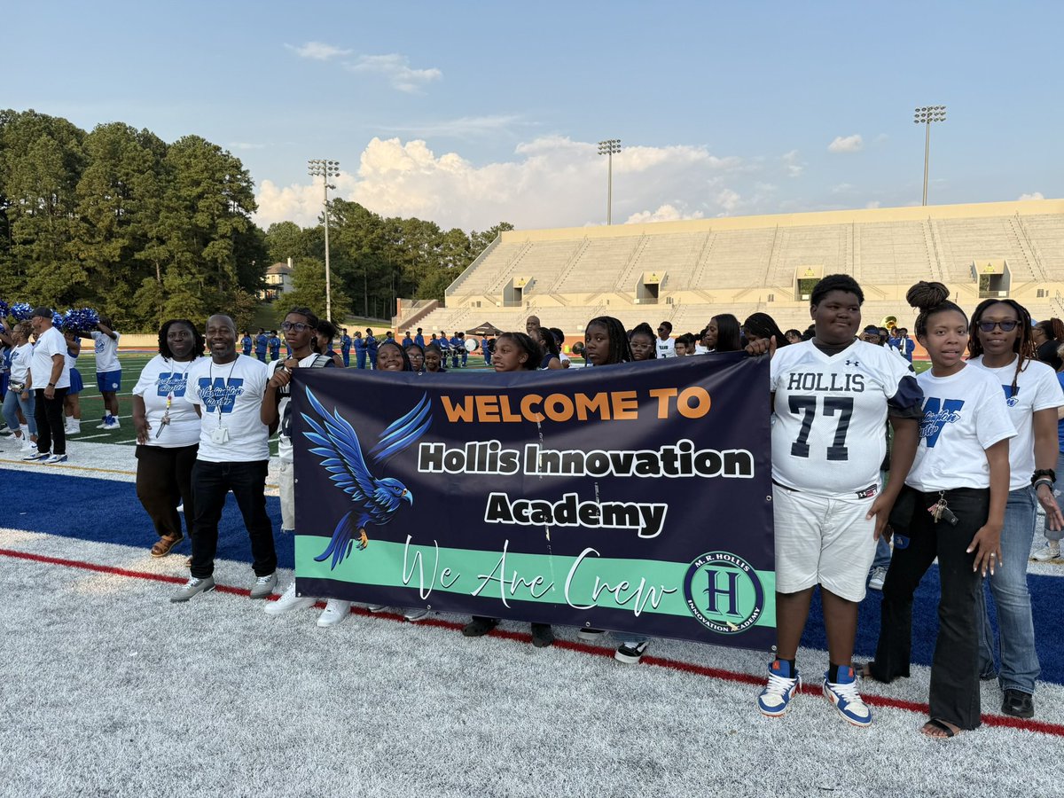 Tonight we celebrated unity with our <a href="/APSWashington/">Booker T. Washington High School</a> family. Thank you for letting our <a href="/APSTAGAcademy/">Tuskegee Airmen Global Academy</a> scholar be the guest student announcer! What an opportunity! One Cluster, One Family. 💙🤍 #ClusterNight #TogetherWeRise <a href="/ShellyGoodrum/">Shelly H. Goodrum</a> <a href="/apsupdate/">ATL Public Schools</a> <a href="/APSHollisCrew/">Hollis Innovation Academy</a> <a href="/HeyyyMelanieAPS/">Melanie Johnson</a>