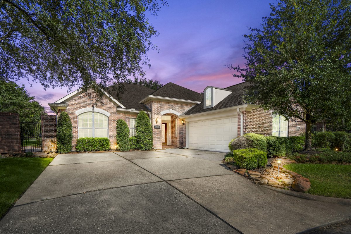 mattnuttrealtor's tweet photo. Looking for a great investment? Our latest price reduction in Spring/ Tomball is a must-see.
- Matthew Nutt #766118 with Champions
- Contact me at 281.900.4986 https://t.co/lw8E8X0AgC