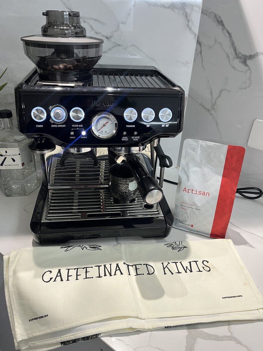 Having my 1 AM <a href="/laravelphp/">Laravel</a> coffee. Thanks <a href="/HarryFakir/">Harry Fakir</a> for getting this for me from Laracon US - CaffeinatedKiwis 🥝