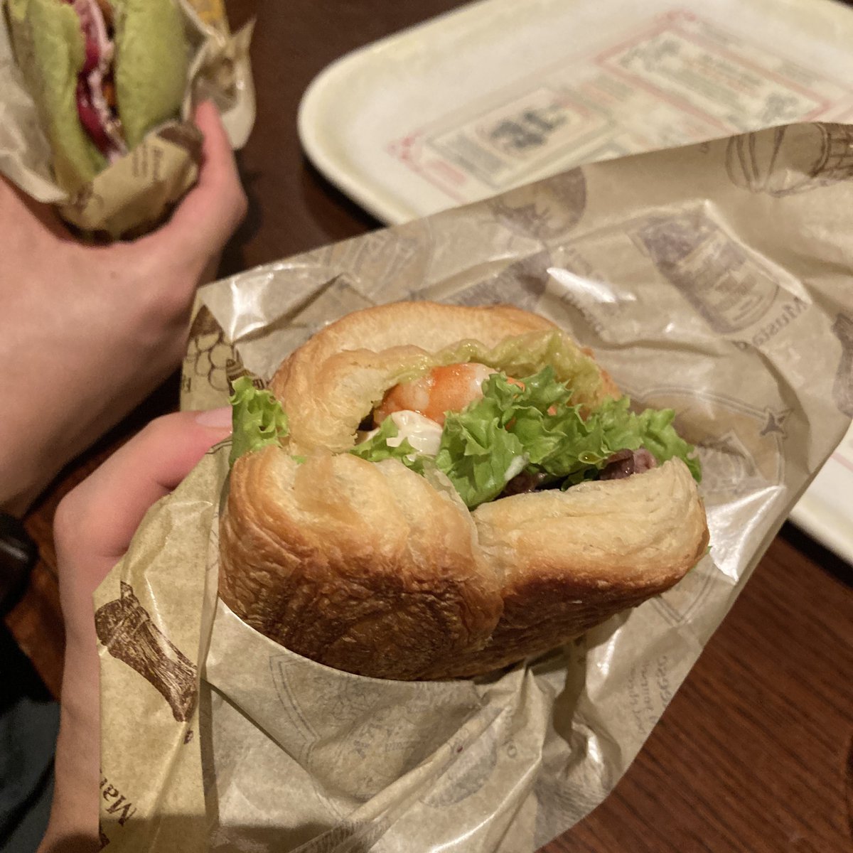 アイスコーヒーがコーラになっており、コーラにミルクとシロップを入れて飲んでしまったが美味しいものを沢山食べれて良かった