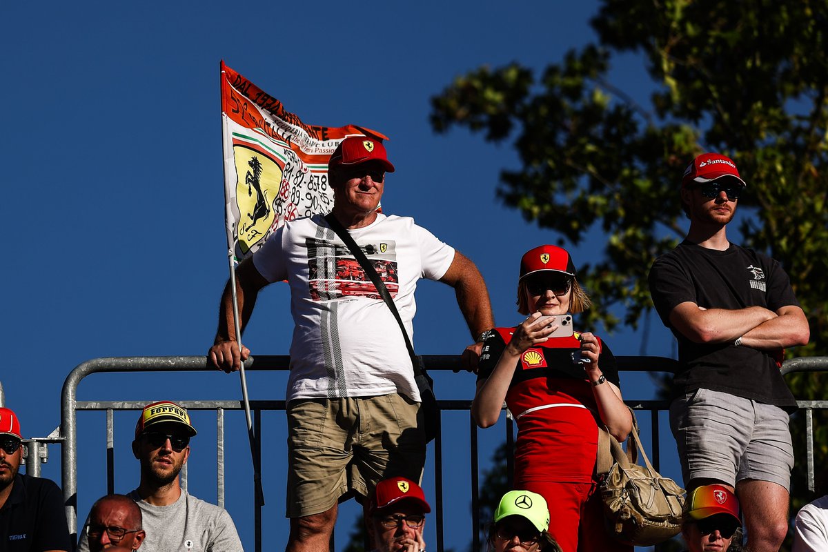 ScuderiaFerrari's tweet image. We see you, Tifosi 🫶🇮🇹