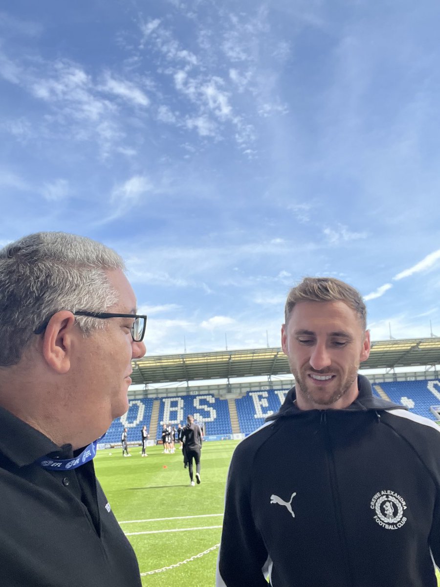 Great catching up ahead of kick off with ⁦<a href="/crewealexfc/">Crewe Alexandra</a>⁩ striker  ⁦⁦<a href="/louismoult/">Louis Moult</a>⁩ good luck today my friend