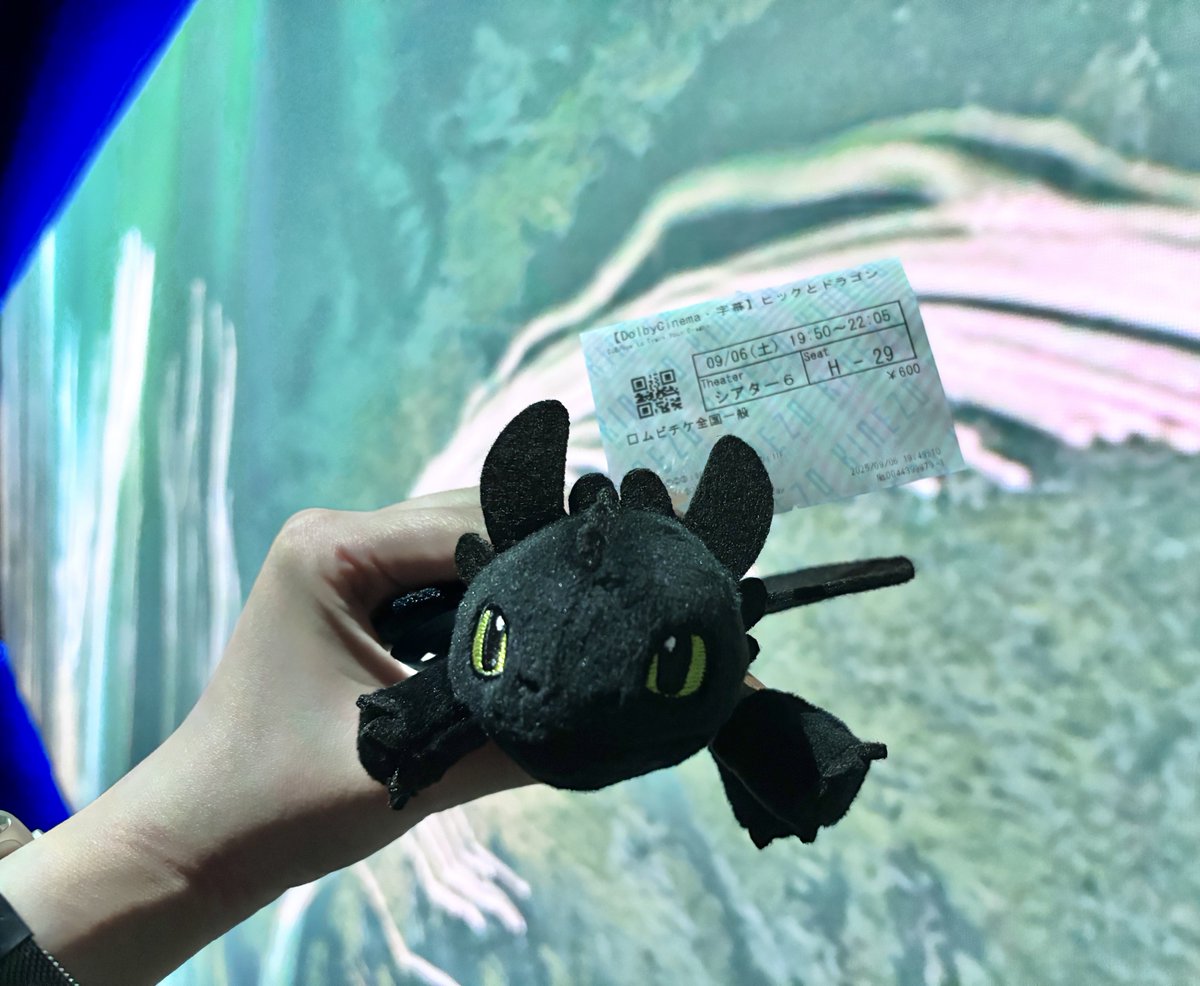 実写版｢ヒックとドラゴン｣2回目はDolby Cinemaで！
1回目はトゥース達が実在してる…！って大興奮してたら終わっちゃってたから、2回目でじっくり観れました☁️
#ヒックとドラゴン #HTTYD