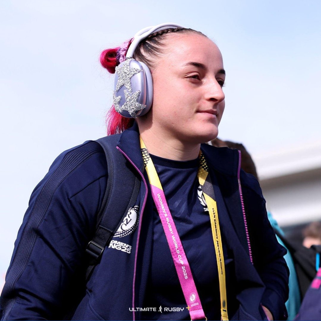 ultimaterugby's tweet photo. Rate Evie Gallagher's performance 👀
⏰ 71 Minutes played
📆 5 points
💪🏽 15 Tackles
🏉 11 Carries
🤝 7 Passes
🛣 34 metres gained
🤌🏾 2 offloads
⛔ 1 Turnover
#RWC2025 | #CANvSCO https://t.co/y4K8FP2riZ