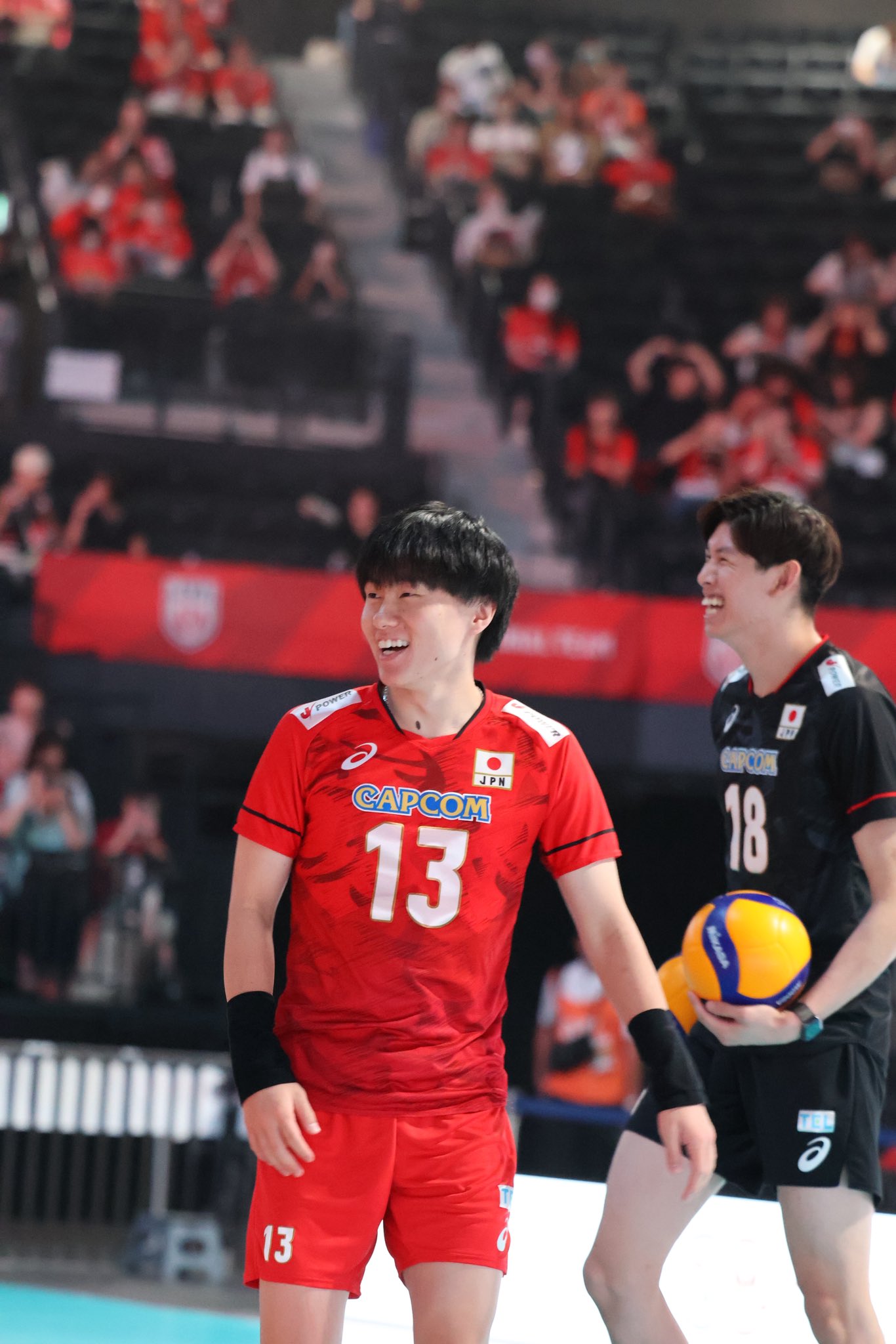 日本大学バレーボールユニホーム 日本体育大学 バレーボールユニフォーム - メルカリ