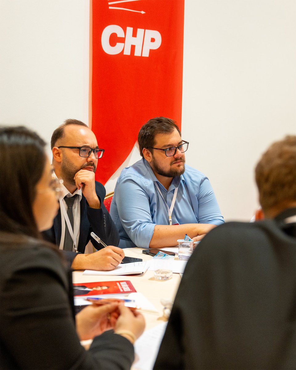 Birlikte yazdık tarihi, birlikte kuracağız geleceği! 🌟

Partimizin 102. yılı etkinlikleri kapsamında, GoFor iş birliğiyle düzenlediğimiz Gençlik Çalıştayı’nda; gençlik örgütleri, sivil toplum kuruluşları ve üniversitelerin öğrenci topluluklarıyla bir araya geldik.

Türkiye’nin