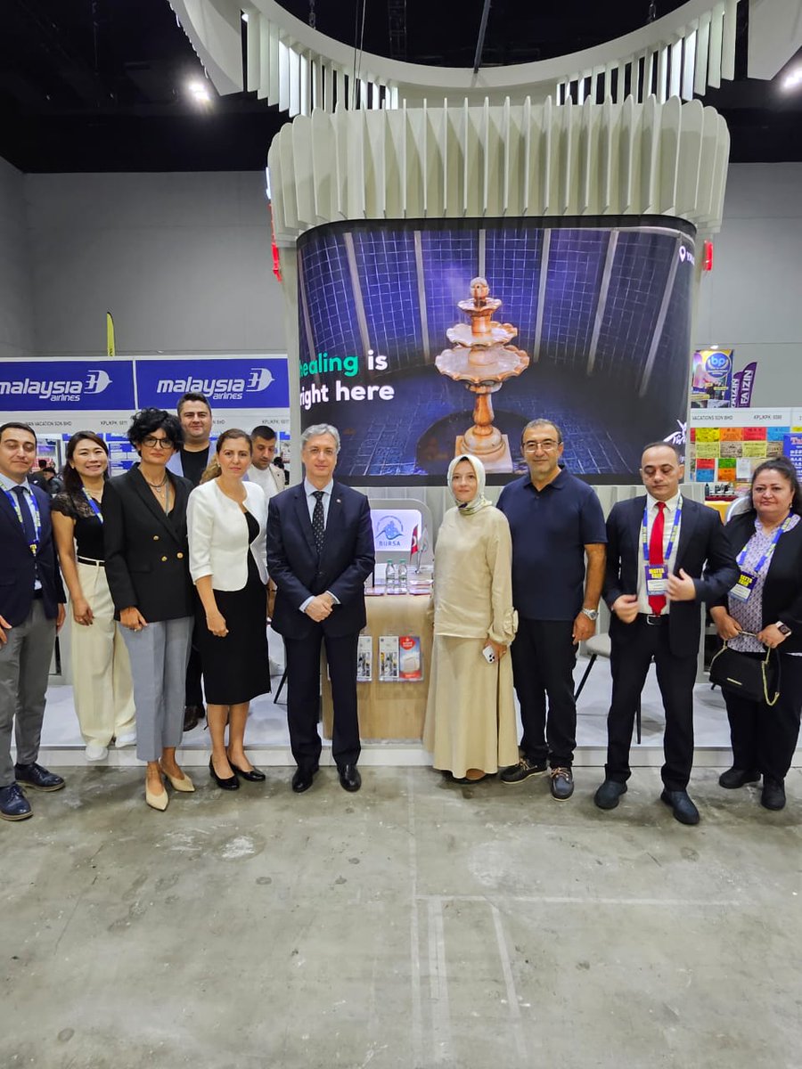 Ambassador Emir S. Yüksel visited the stands of the Turkish tourism companies participating in the MATTA 2025 Fair in KL.

Büyükelçi Emir S. Yüksel MATTA 2025 Turizm Fuarına katılan firmalarımızı ziyaret etmiştir.
🇹🇷🤝🇲🇾
<a href="/TCKulturTurizm/">T.C. Kültür ve Turizm Bakanlığı</a>