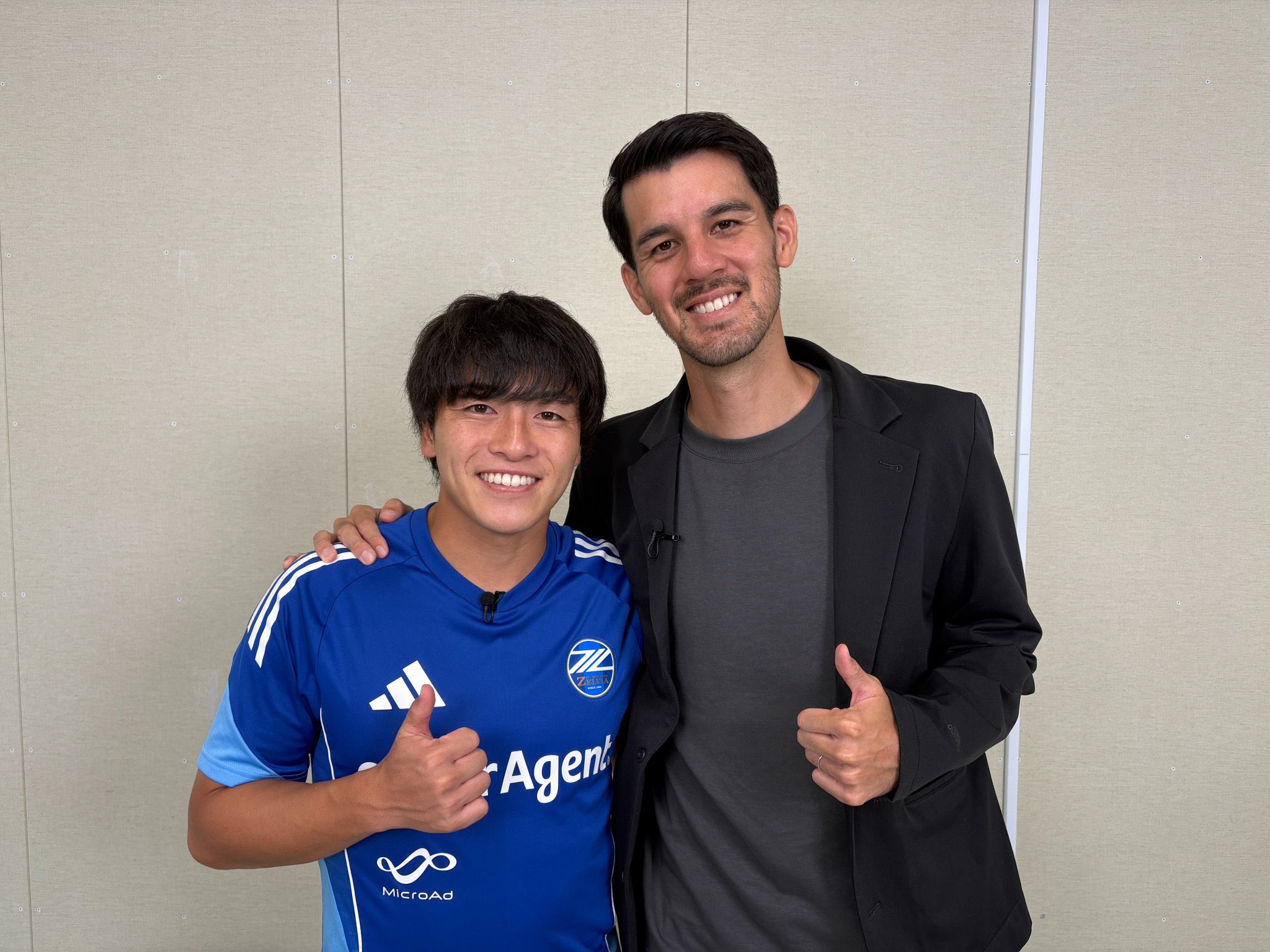 李忠成　(背番号19、2012年くらいのモデルだと思います) 李忠成(背番号19、2012年くらいのモデルだと思います)