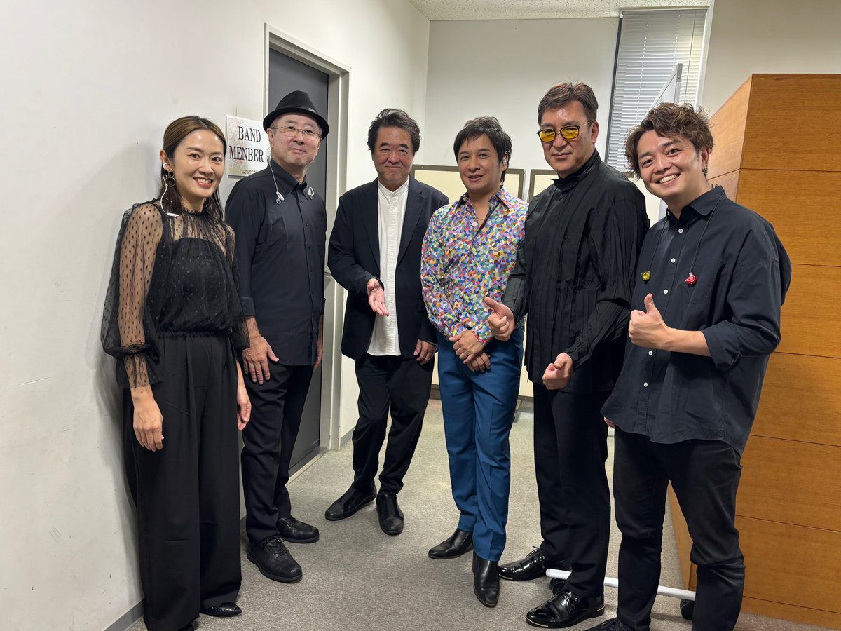 kiwakotokunaga's tweet image. 松原さんの20周年コンサート、初日終わりました！ファンの皆様と一緒にお祝いできて幸せでした✨
残り4公演もよろしくお願いします。

#松原健之_20th
#松原健之