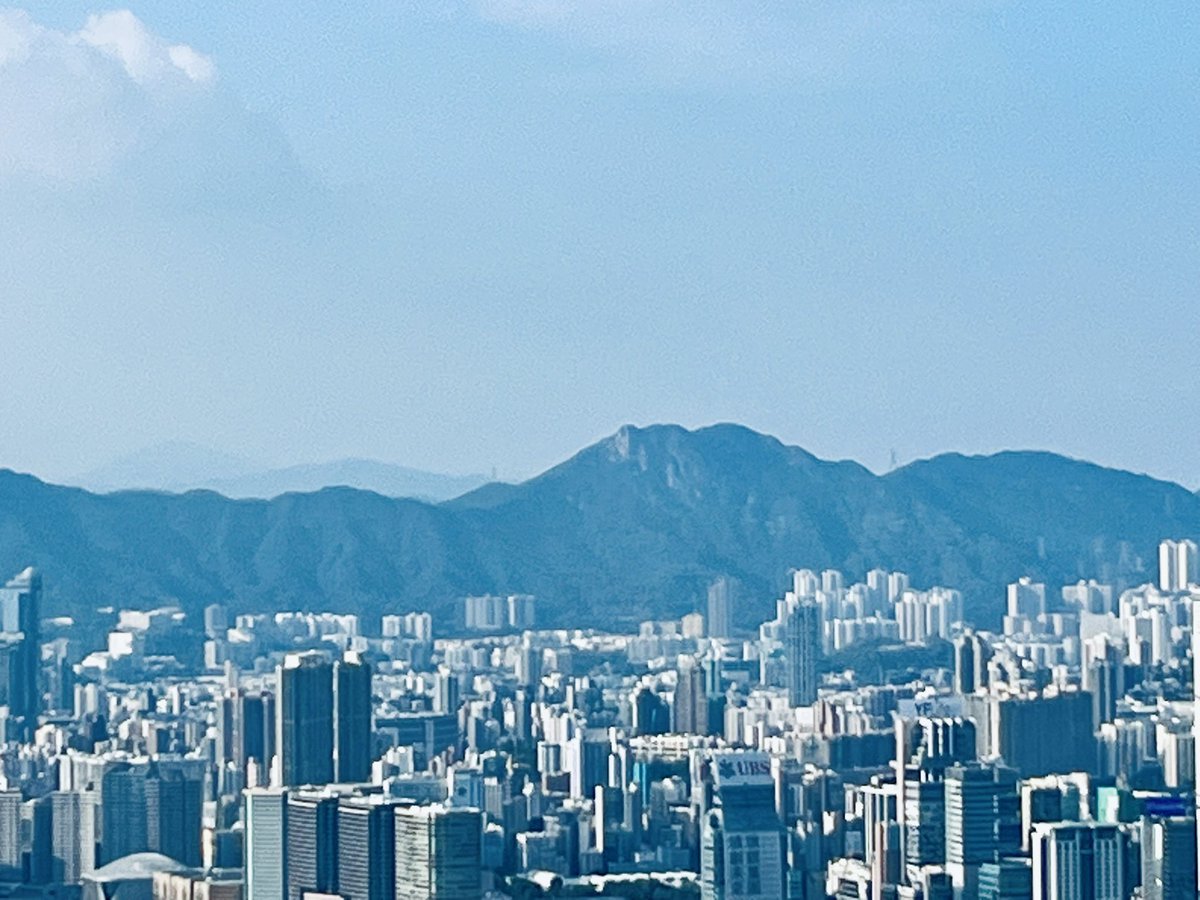 trailnesday's tweet photo. Late start to todayβs #Daily10k #HongKong https://t.co/WePDZQIzf3