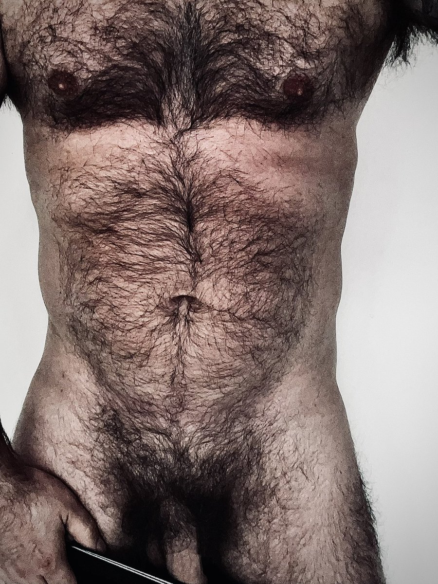 Happy Saturday 🙌 Wee sweaty run squeezed in earlier, been a busy day but forgot to post this ✅ current status &amp; hope you are all having a brilliant weekend 🤗