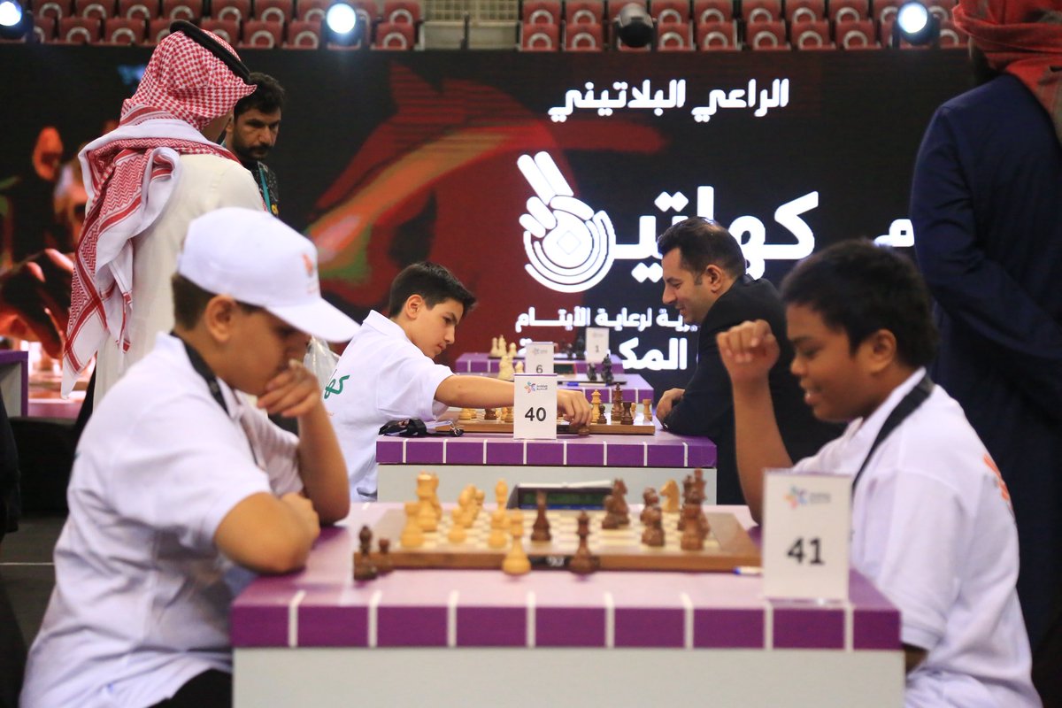 Kataya2023's tweet photo. 📸 المنافسات مستمرة 

📌 بطولة موسم جدة للشطرنج ♟️ 

📍الصالة الرياضية - في مدينة الملك عبدالله الرياضية بجدة @KASCjed 

#موسم_جدة
#جدة_غير 
@kahatain_org https://t.co/NFrDFLnaZJ