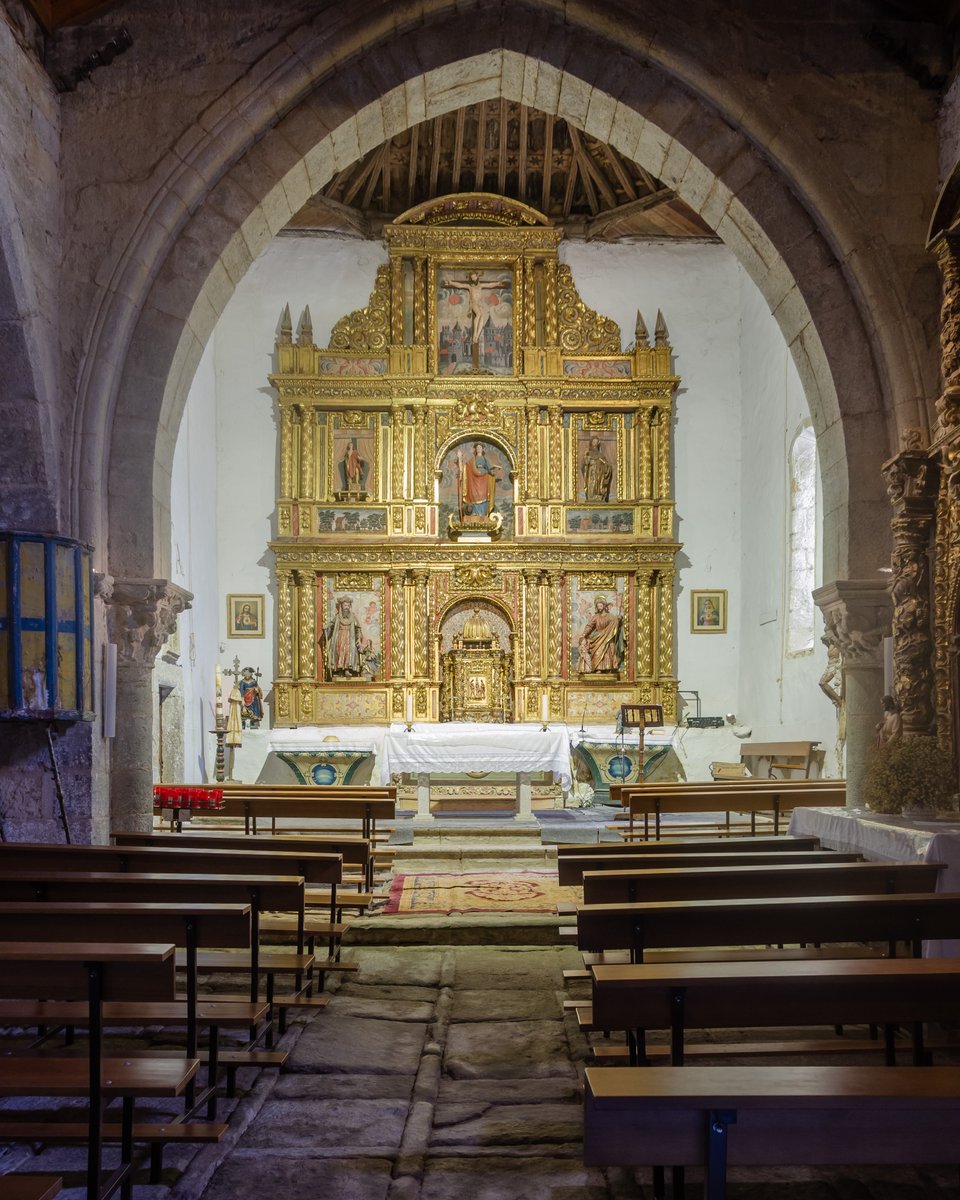 La iglesia de Santa Marina de Sejas de Sanabria es de origen tardorrománico al levantarse a finales del siglo XII o principios del XIII. 

¡Descubre esta pequeña pero interesante iglesia rural de Zamora! 🧵⬇️
