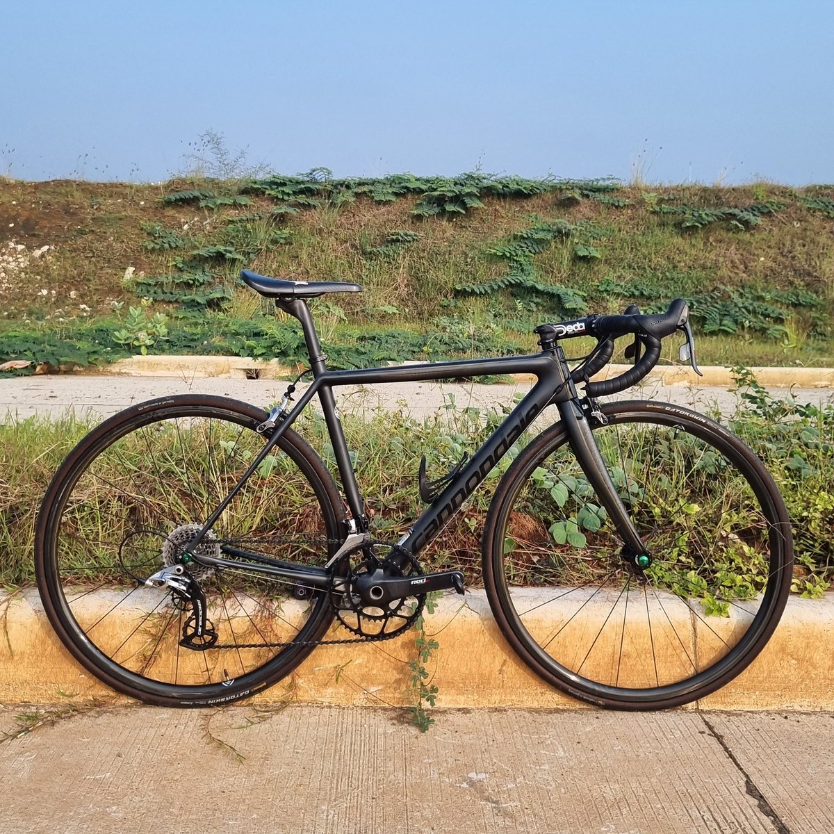 fix_fixed's tweet image. Frameset roadbike 
Cannondale black inc edition 19jt sz 50
Cannondale six13 18jt sz 48
Colnago lux dream 16jt sz 52
Cinelli nemo tig columbus spirit 18jt sz 51
#fnfjb