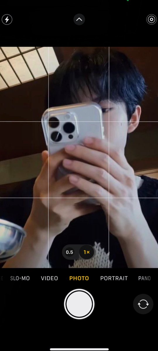 유우시랑 하루만 사귀는 방법 알려주겟슨
 
윳띠처럼 위에서 아래로 찍어야 자연스럽슨..
원본 공유해드림 ㅎ 다들 유우시 여친체험 해보시긔 ㅎ