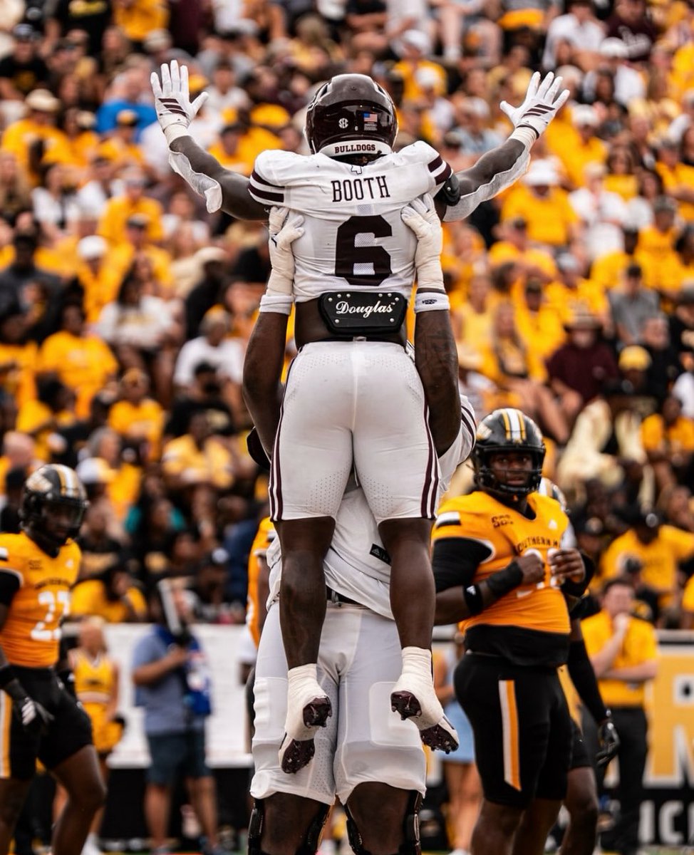 JordanBerkley5's tweet image. Today is the day.

Mississippi State, 2-Time National Champions, announce their arrival back on the national stage after horrible AD’s, tragic deaths, and fraudulent coaches

Lebby has a chance to prove he is building something special in Starkville

Let’s win a football game ⚫️