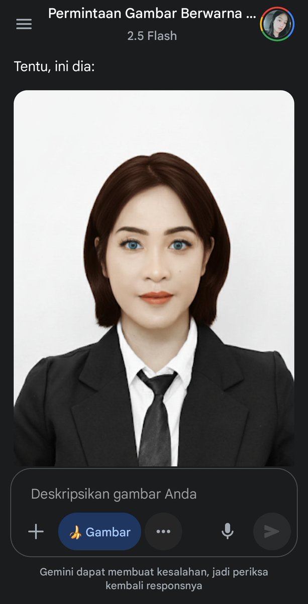 kprmst's tweet photo. Punya pas foto hitamputih tapi kehilangan file berwarna trs mempercayakan semuanya ke AI :'( https://t.co/eU9purkY93