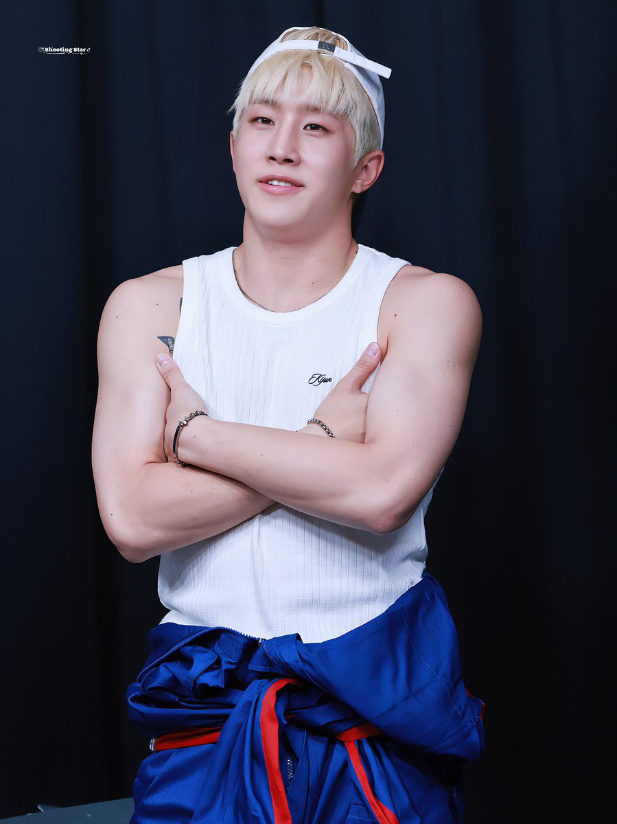 Shooting__029's tweet photo. 250906 스타라이크뮤직 STARLIKEMUSIC

#주니지니 #ZOONIZINI #진진 #JINJIN #아스트로 #ASTRO https://t.co/FoFdtJ90S9