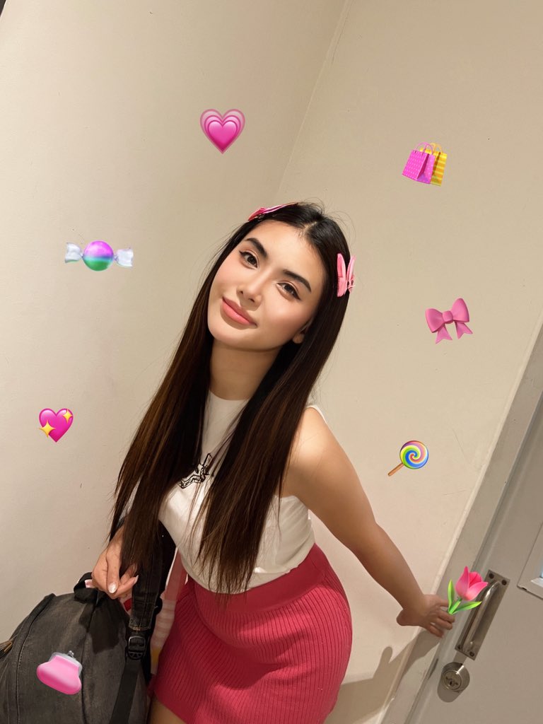 chompu_athita's tweet photo. 🎀🛍️🍭Gen Z ละยาง🍬💗🌷

#ChompuAthita #ชมพูอทิตา https://t.co/qbu9RxzvYk