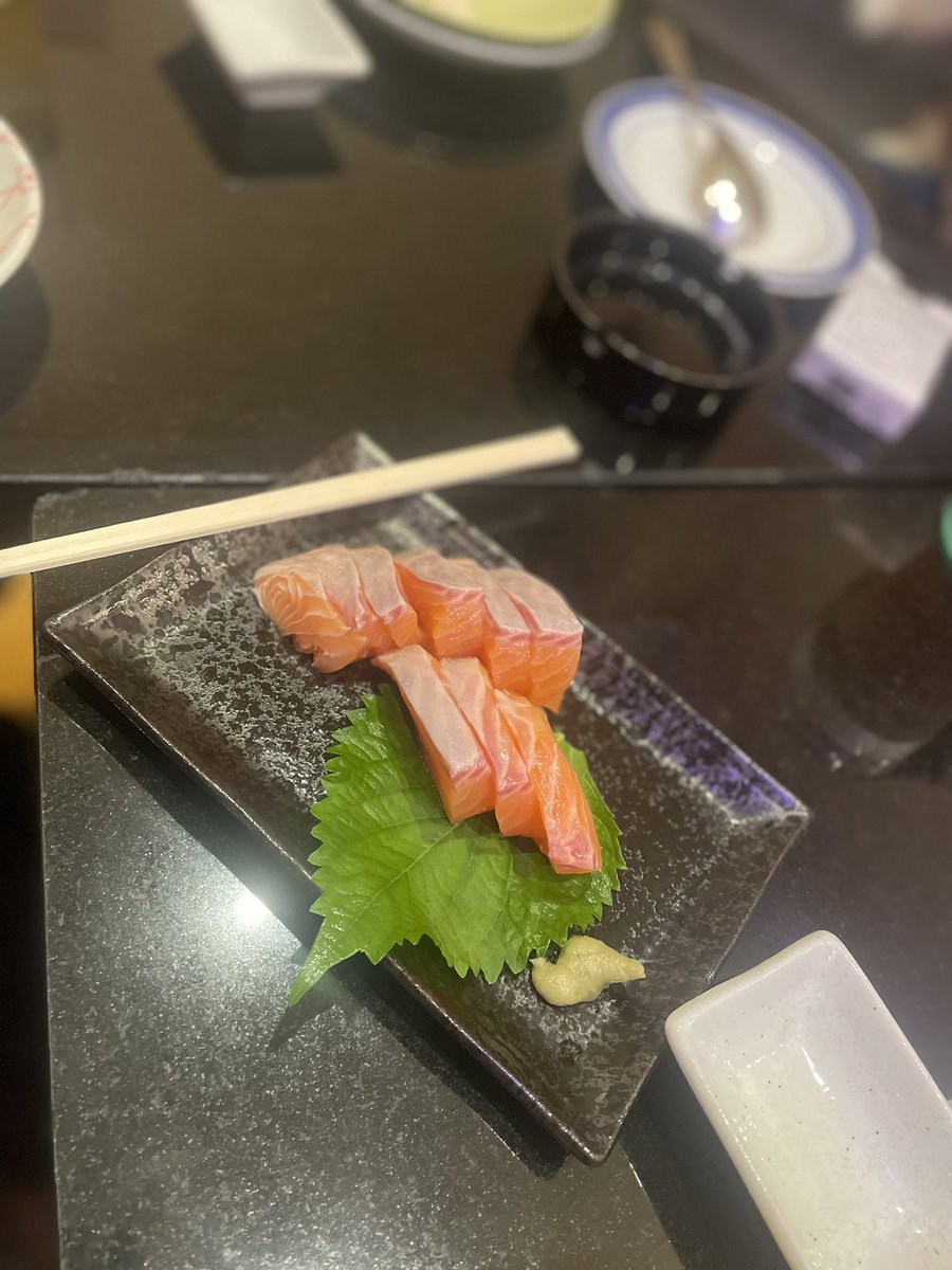 今日餌付けしてくれたものぜんぶうますぎな🐴♡