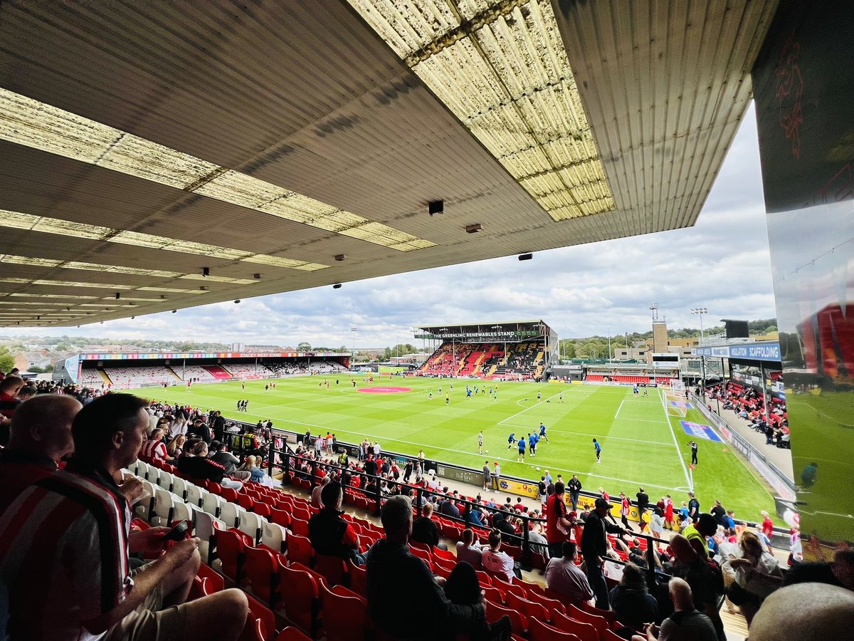 A pre match <a href="/LincolnCity_FC/">Lincoln City FC 🇺🇦</a> <a href="/TheTipsyImp/">The Tipsy Imp</a> #RatImps 🔴⚪️🐀⚽️ cheers 🍻 
<a href="/Comins1Sam/">Sam Comins</a> <a href="/CominsBenjamin/">Benjamin comins</a> <a href="/tamyraimps_20/">tamyrabeeston_imps20🇦🇹</a> <a href="/josh_flack34/">Josh flack</a> <a href="/trustinlcfc/">The Red Imps Community Trust</a>