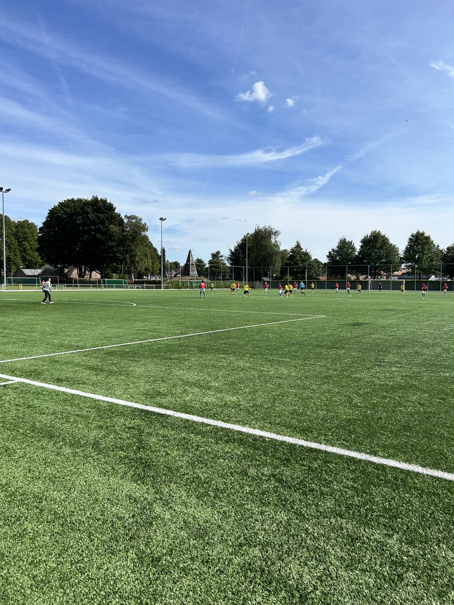 Saturday afternoon youth match in 🇳🇱 

#talentiserverywhere #football #voetbwl