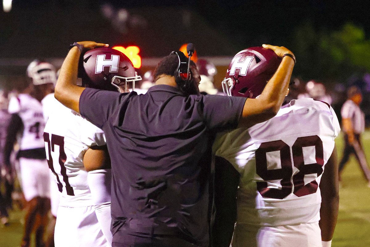 Davon Merchant (@davonmerchant) on Twitter photo after great game and great conversation with <a href="/CoachT_Pope/">Terrance Pope</a> i am blessed to recieve an offer from hinds cc.
<a href="/coach_Hoskins94/">Mark Hoskins</a>
<a href="/CoachJayCole/">Jarvis J. Cole</a>
<a href="/_CoachBarham_/">Barrett Barham</a> after great game and great conversation with <a href="/CoachT_Pope/">Terrance Pope</a> i am blessed to recieve an offer from hinds cc.
<a href="/coach_Hoskins94/">Mark Hoskins</a>
<a href="/CoachJayCole/">Jarvis J. Cole</a>
<a href="/_CoachBarham_/">Barrett Barham</a>