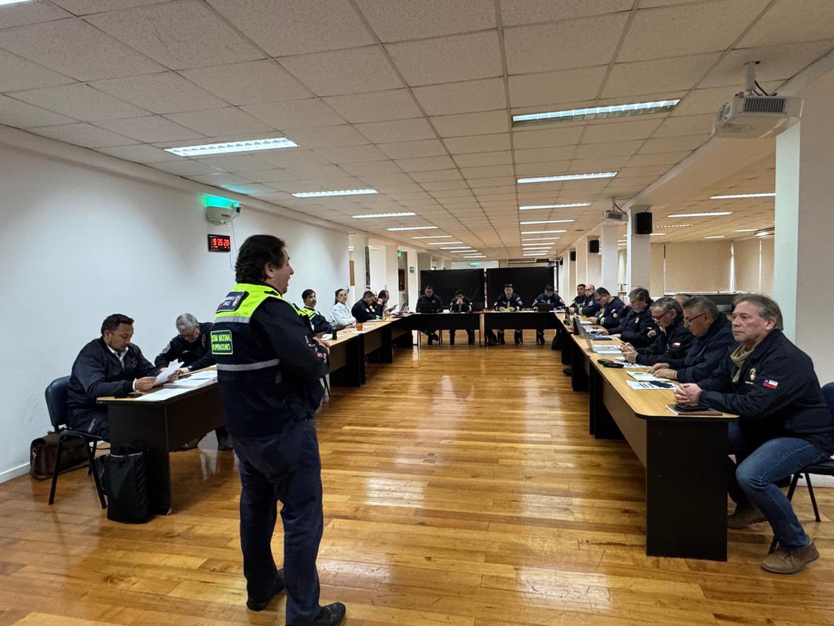 SNOBomberos's tweet image. #USAR en las instalaciones de la @ANB_Chile se desarrolla este fin de semana por parte del GTO USAR el “Taller Proceso de Acreditación y Reacreditación Nacional para Grupos USAR”. Asisten integrantes de los USAR Nacionales quienes tienen perfil de Mentor y Líder de Acreditación.