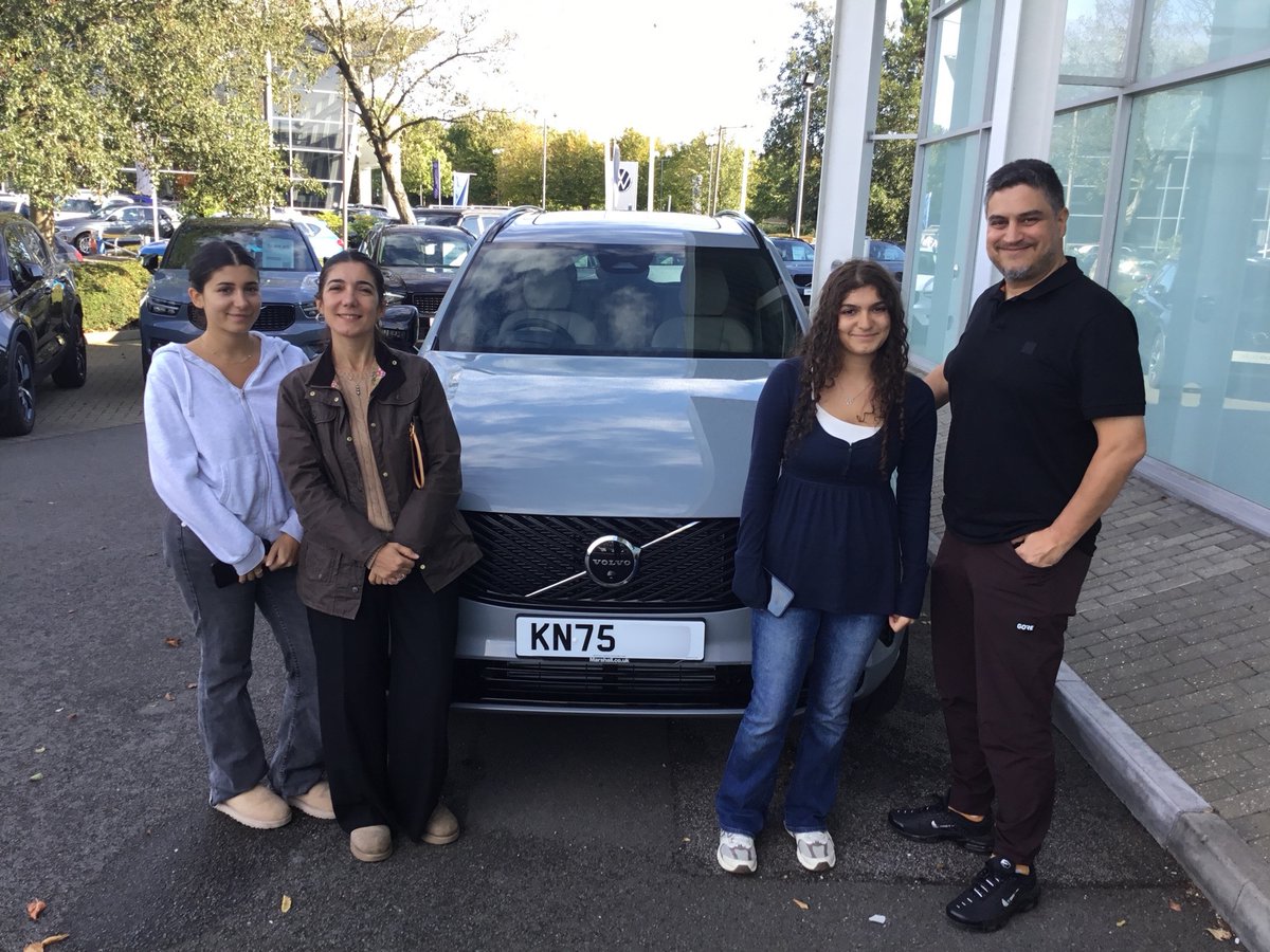Great family picture and another new #75playe going home from Marshall #Volvo #MiltonKeynes. 

When you are picking up your new car?