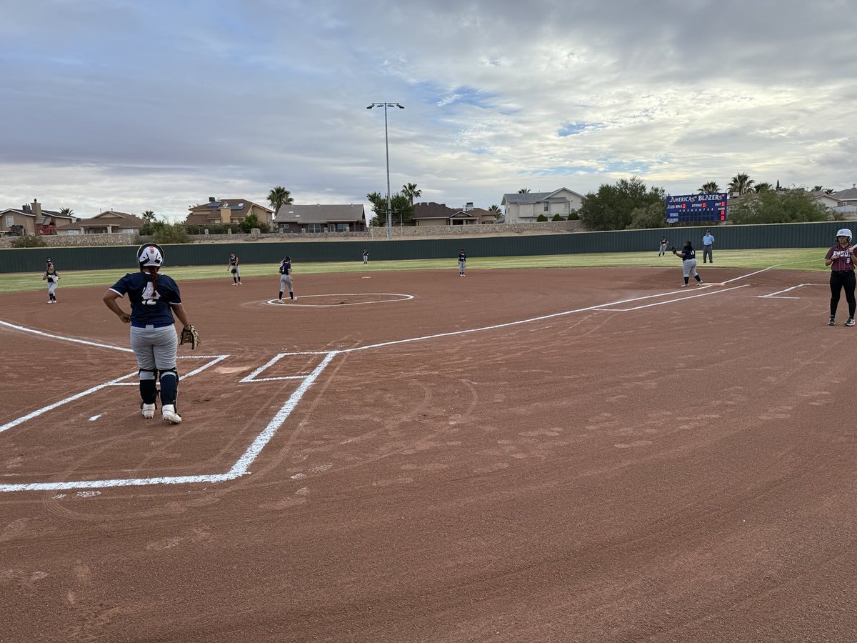 Softball is on the field. It’s officially game time! Let’s do this ladies! ⁦<a href="/RonHarding_CMS/">Ron Harding</a>⁩ ⁦<a href="/WalterEClarkeMS/">Daniela Palmer</a>⁩ ⁦<a href="/LLopezJr_CMS/">Lorenzo J Lopez Jr</a>⁩