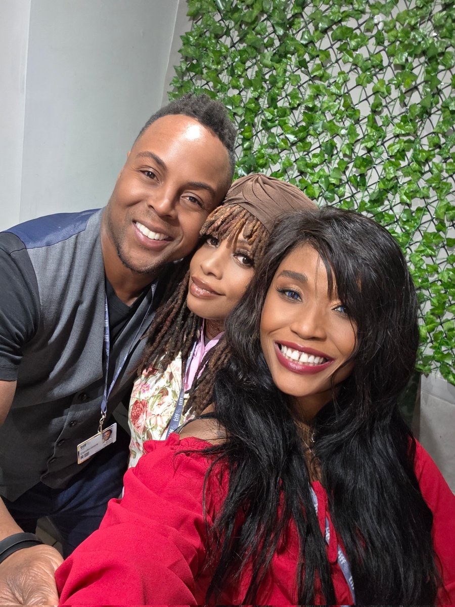 So grateful for all the amazing creative souls I connected with at TIFF 🎬✨ What a week of inspiration &amp; new energy! #TIFF #FilmCommunity