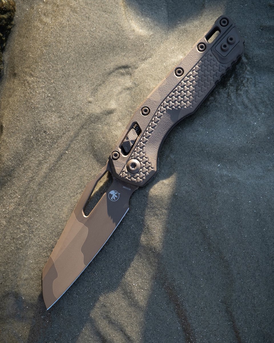 microtechknives's tweet photo. Sand between your toes, the MSI® in your pocket. 

Link in bio. 

SKU: 210T-1PMCHC-X11Z12

#MicrotechKnives #MSI #ChocolateCamo #KnifeLife #BeachEDC https://t.co/pZ7z8gdFuE