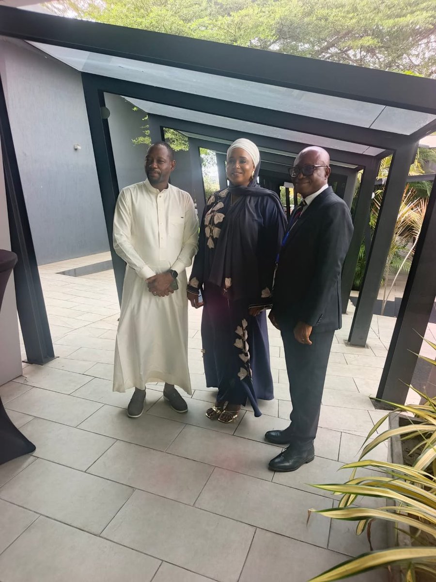 MesaUenr's tweet photo. Prof. Elvis Asare-Bediako, UENR's Vice-Chancellor meets with Dr. Saajida Shiraz, CEO of SLTF &amp; Hon. Shaibu Mahama MP for Daboya/Mankarigu &amp; Chairperson of Constitutional &amp;Legal Affairs  to discuss partnership on "No Fees Stress Policy" 🎓🤝
 #UENR
#NoFeesStress
#QualityEducation https://t.co/KV6KA2eZdt