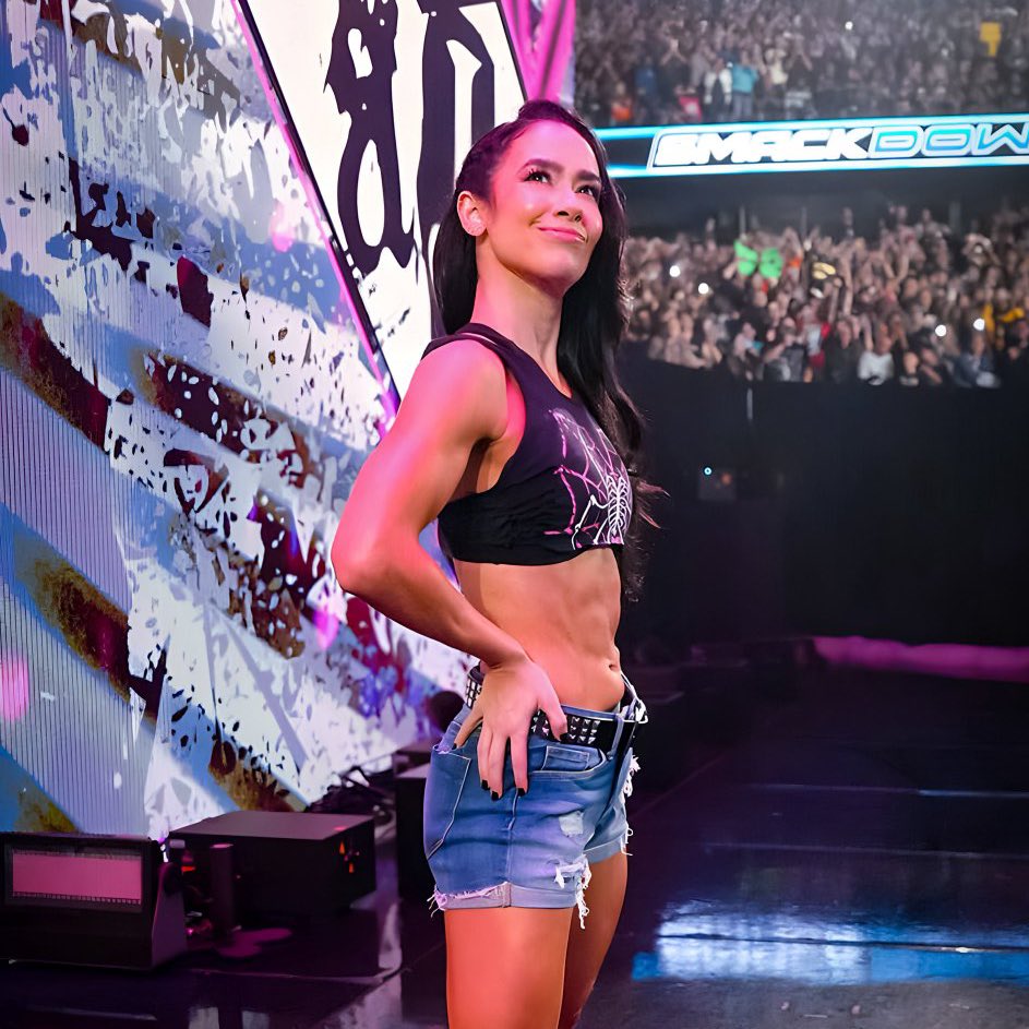 They should do a mentorship storyline with AJ Lee and Maxxine Dupri.

Maxxine trains her on how to stand out on the main roster. They win the tag titles together