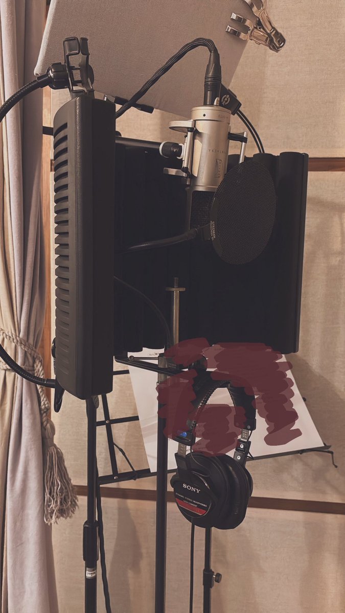 melodistchan's tweet photo. 新しいアルバムに向けて制作と同時並行でレコーディングもスタートしました🫶🏻

こうして制作出来ることに感謝の気持ちを持って、1曲1曲丁寧に紡いでいきたいと思います😊 https://t.co/qyaQZd8PwM