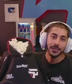 emerson_gritz's tweet image. tem link desse balde de pipoca byanin ?