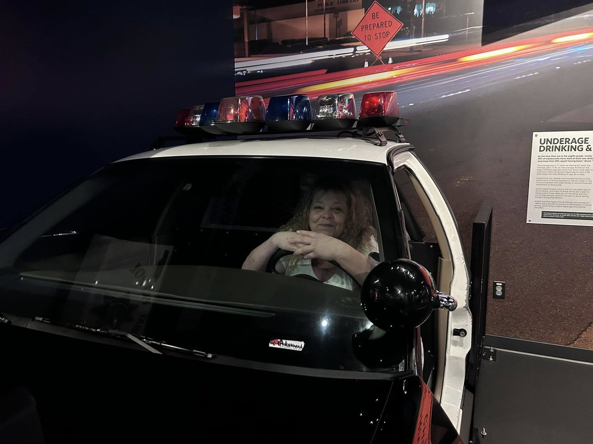 Two iconic rides, one unforgettable visit! 👮‍♂️🚗💥 Thanks for stopping by!