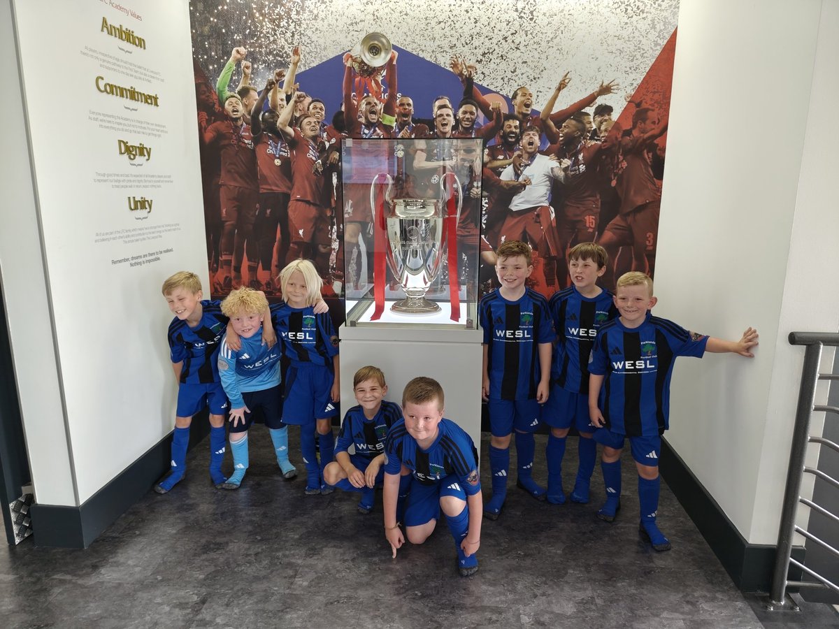 dbegg33's tweet photo. What a great day of football! 💥
A brilliant win for Parklands River against Whiston U9s, followed by a strong showing against Liverpool Academy players – winning 3 out of 5 games. 💪⚽ #ParklandsRiver #grassrootsfootball https://t.co/67NiJLHCuz