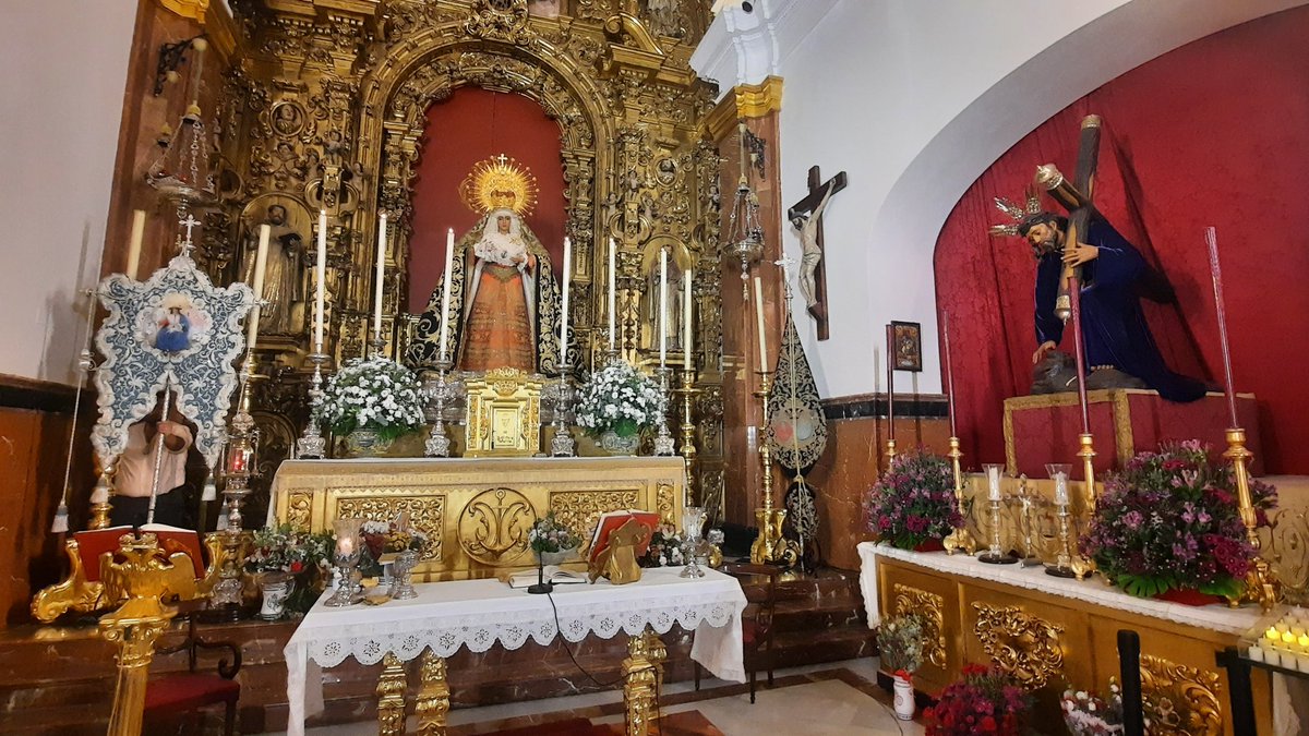 🔵 #PastoraDeTriana25 | Tras el rezo de las letanías a las plantas del Cristo de las Tres Caídas y de la <a href="/EspDeTriana/">Esperanza de Triana</a>, el simpecado es colocado en el presbiterio de la Capilla de los Marineros para la santa misa

🕰 20:58

#GloriasSevilla25
#PeregrinosDeEsperanza