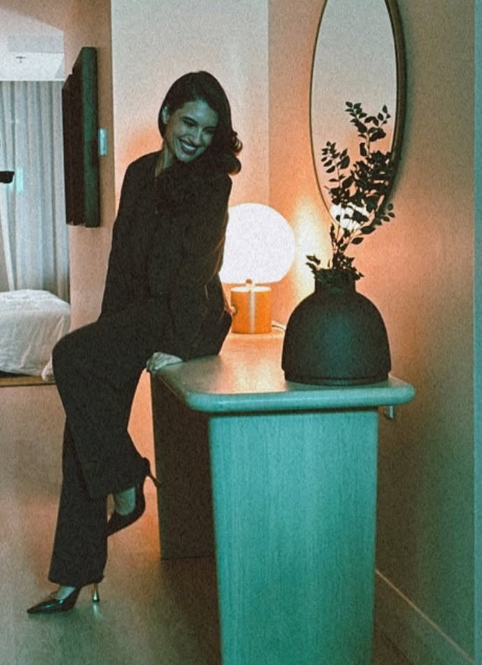 EivaStitch's tweet image. Llegar a casa y que te reciba esta mujer así.....las bragas al suelo..🥵
#stupidwife