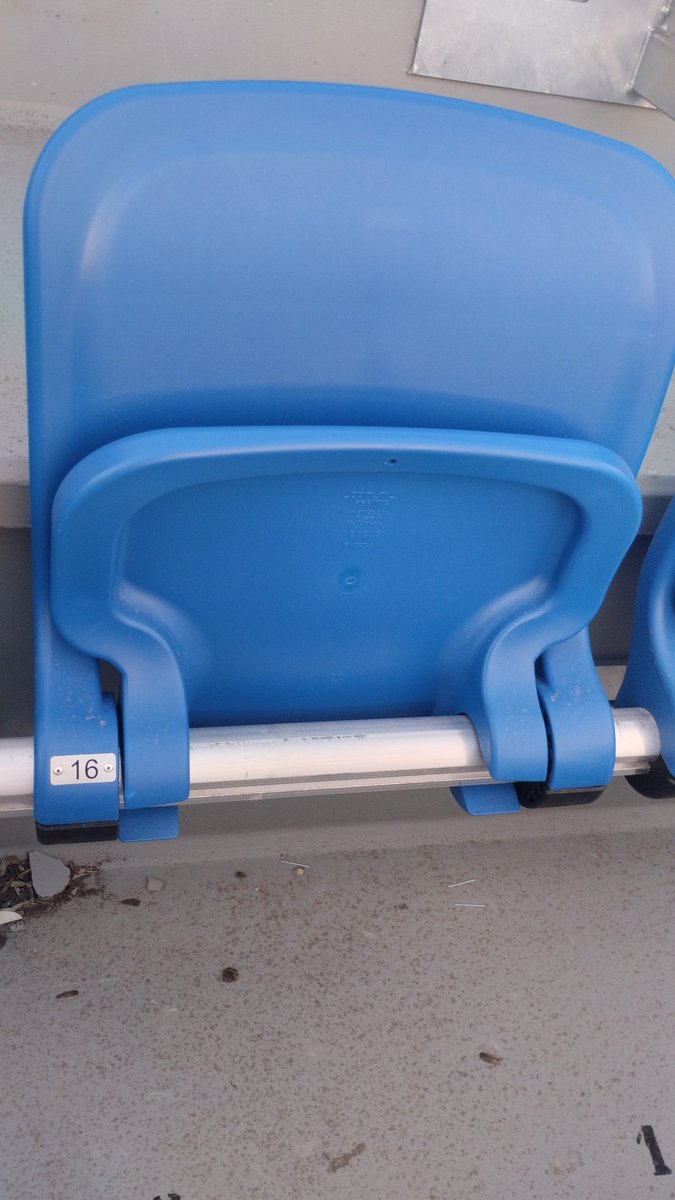 ...otro año más pero estrenando asiento. No pido que lo entiendan sólo que me dejen sentirlo. 🤍🩵
<a href="/CDTOficial/">CD Tenerife 🏴󠁧󠁢󠁳󠁣󠁴󠁿</a> y qué alegría volver a estar acompañada por Castañeda en <a href="/radioclubSER/">Radio Club Tenerife</a> <a href="/juancarlos24121/">Juan Carlos Castañeda Baute</a> #HRL