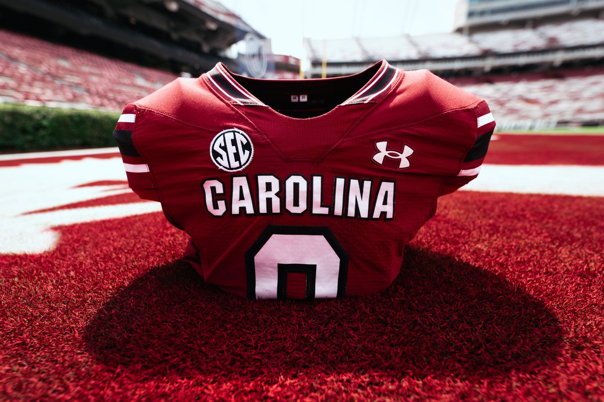 South Carolina Football tweet media