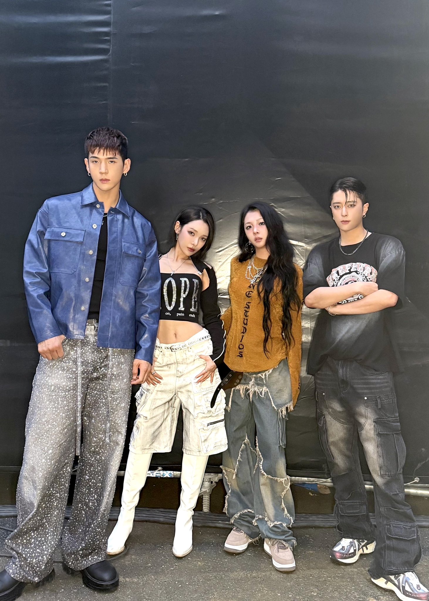 KARD 1〜3mini album まとめ売り 3点 K.A.R.D 카드 KARD 1〜3mini album まとめ売り 3点 K.A.R.D 카드 KARD (카드