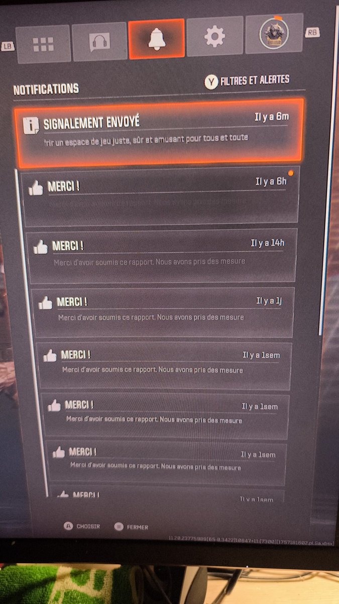 Être a 100 pts de passer platine et d'un coup des lobbies injouable , des cheateurs de partout full défaites depuis une semaine hop je repasse or1 bravo a vous j arrête ce jeu <a href="/CallofDutyFR/">Call of Duty France</a> <a href="/ATVIAssist/">Activision Support</a> <a href="/Activision/">Activision</a> <a href="/CallofDuty/">Call of Duty</a> . Je comprends mieux pourquoi il est gratuit